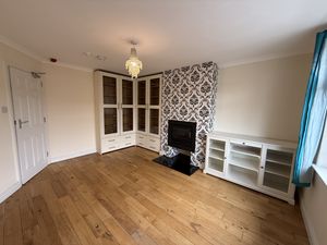 Living Room- click for photo gallery